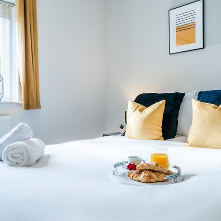 Вилла Pet Friendly With A Hot Tub Hednesford Экстерьер фото